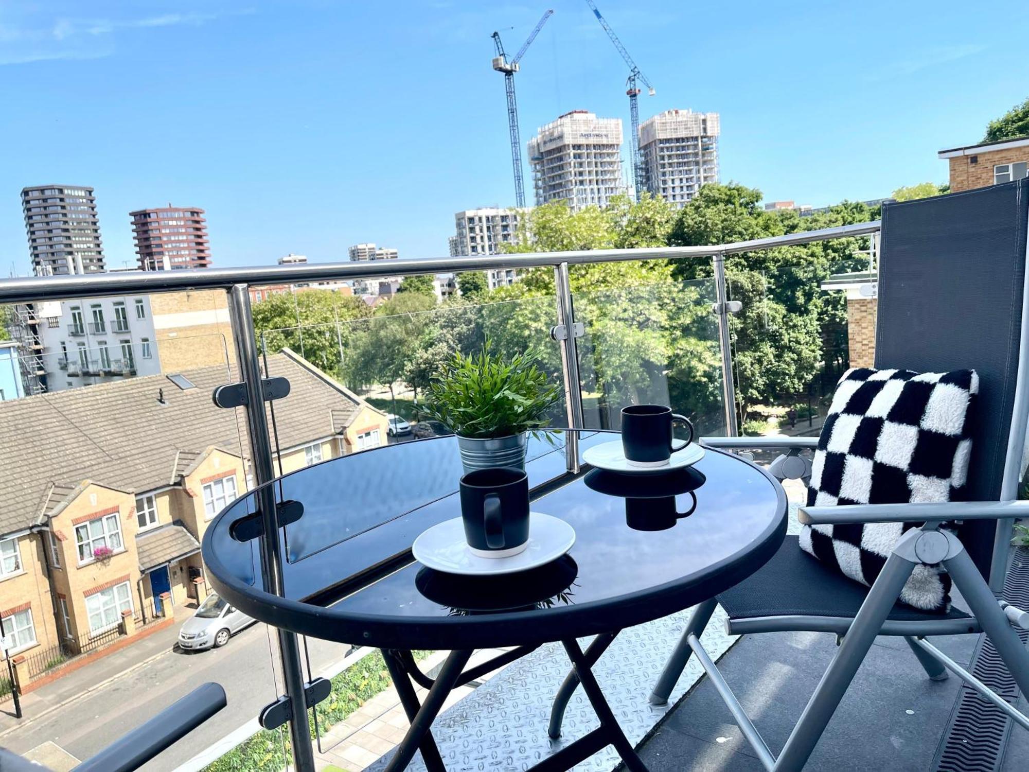 Contemporary Apartments With Private Terraces In Shoreditch, Hoxton, Islington 런던 외부 사진