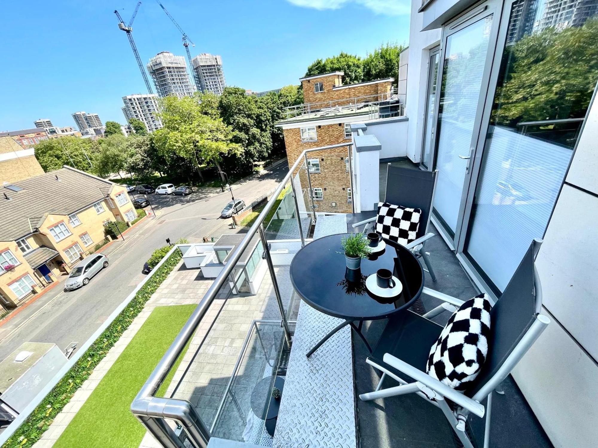 Contemporary Apartments With Private Terraces In Shoreditch, Hoxton, Islington 런던 외부 사진