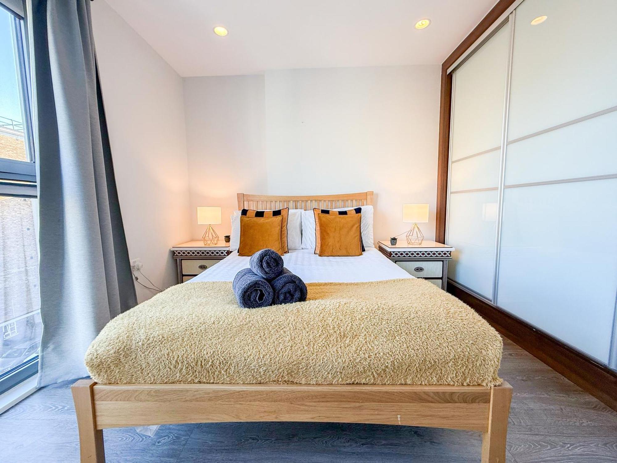 Contemporary Apartments With Private Terraces In Shoreditch, Hoxton, Islington 런던 외부 사진