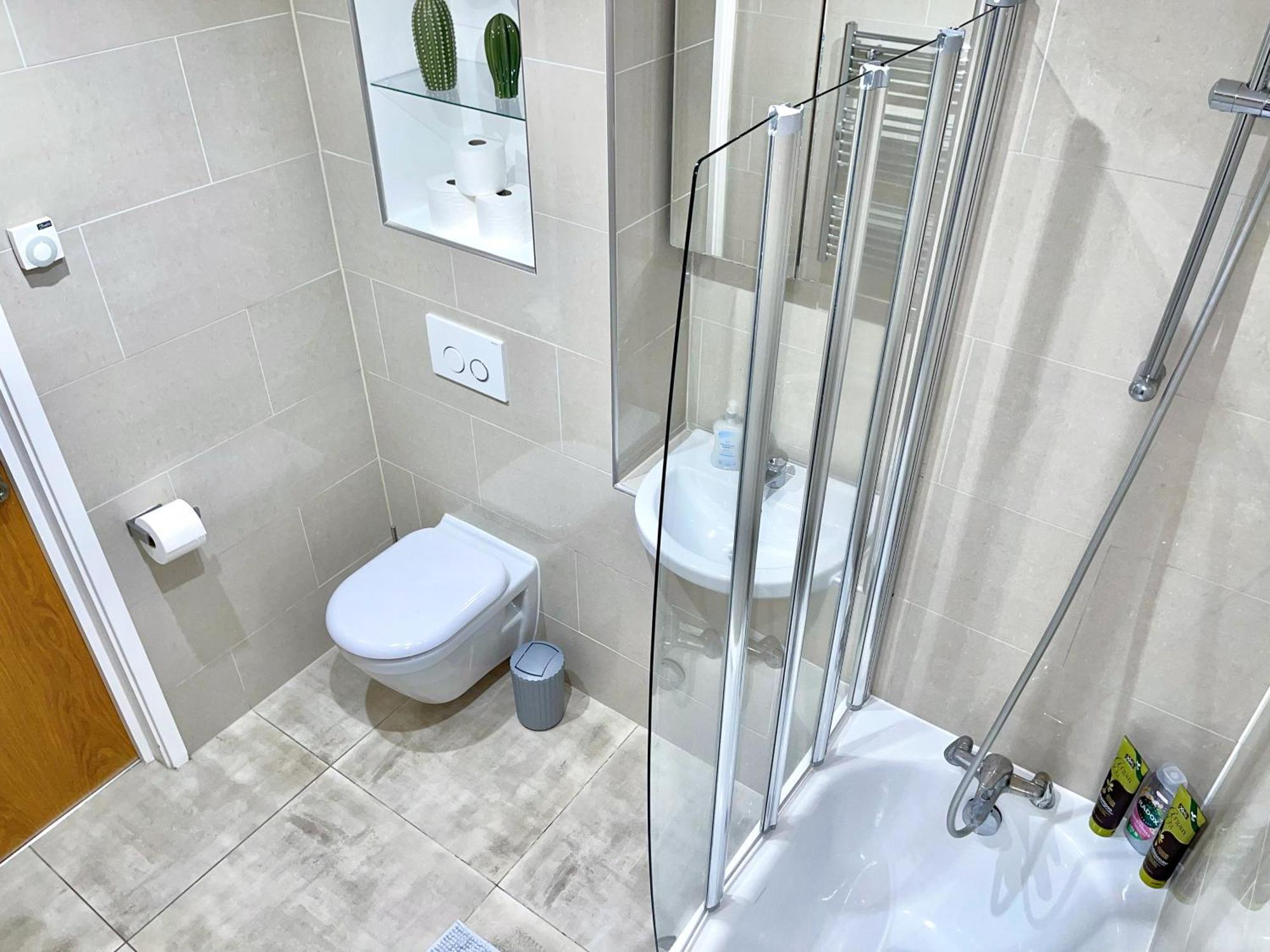 Contemporary Apartments With Private Terraces In Shoreditch, Hoxton, Islington 런던 외부 사진