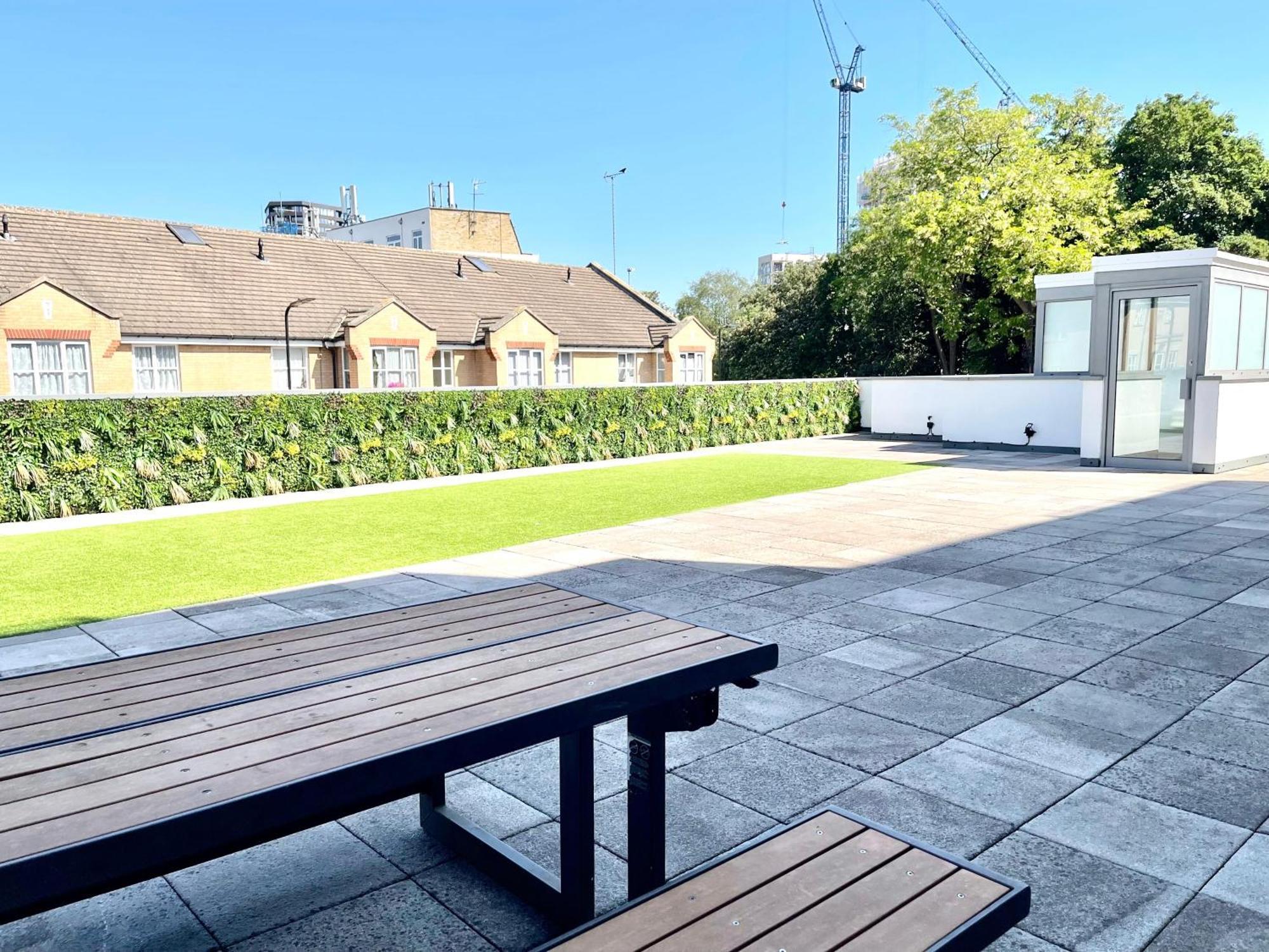 Contemporary Apartments With Private Terraces In Shoreditch, Hoxton, Islington 런던 외부 사진